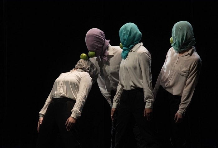 30a2d3687e1a6b180b4da708b3792271 L