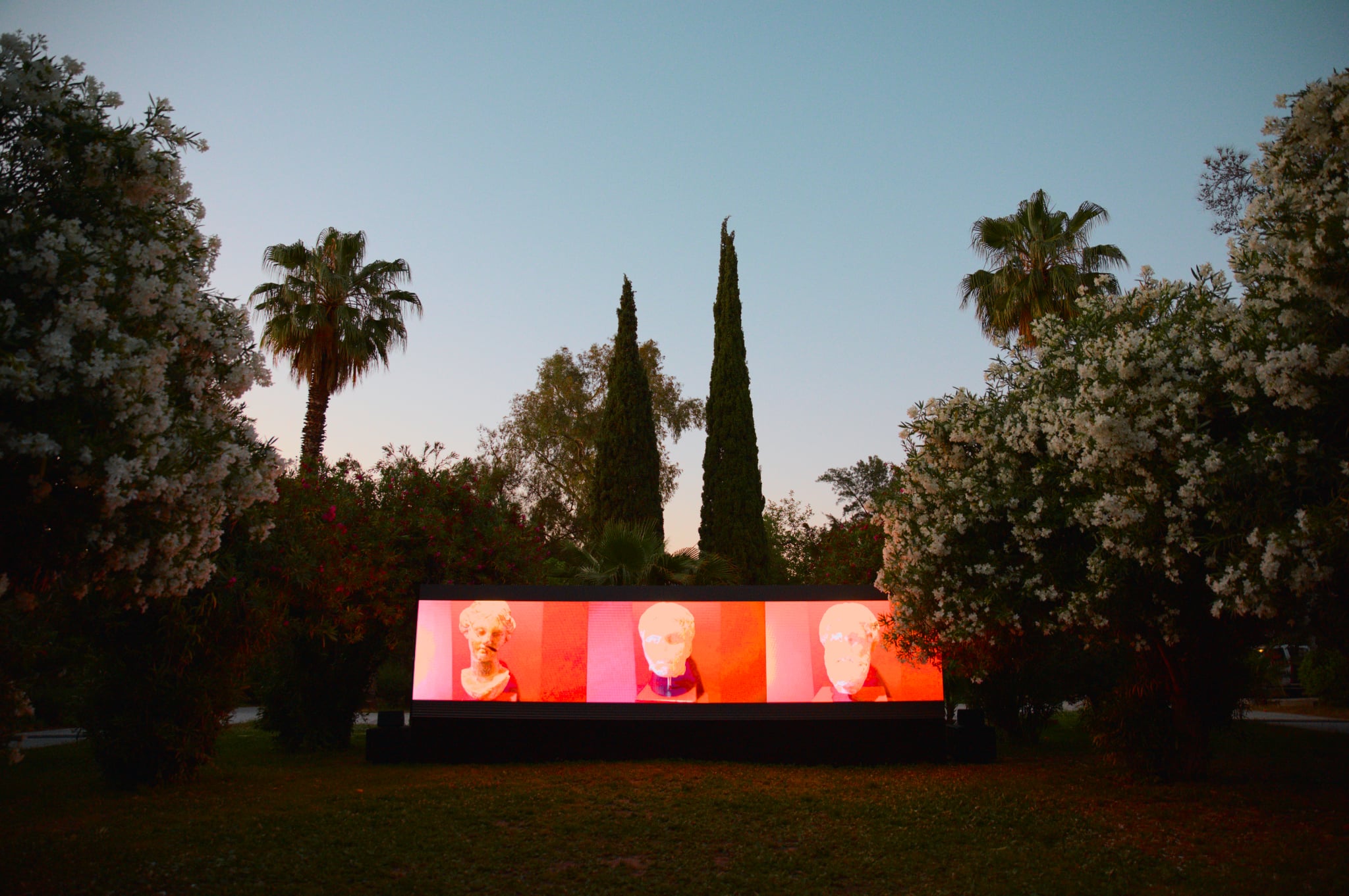 d51c5eba 3018 4eaa 96a8 9b6ec00c9f8c