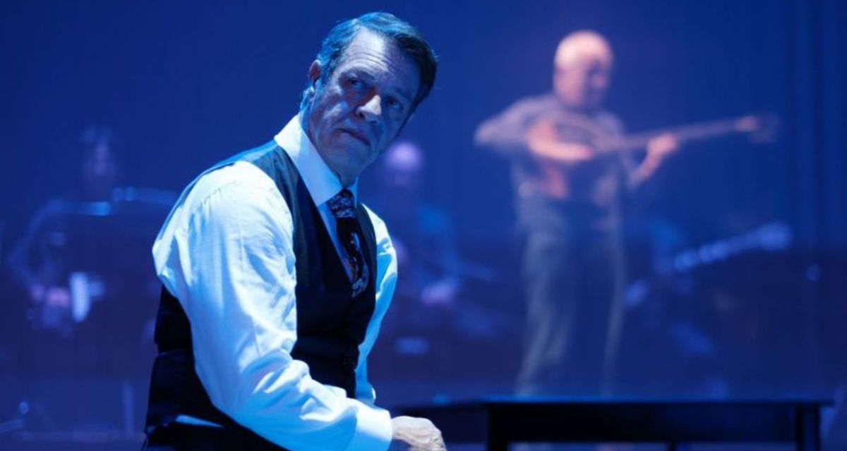 ta pires ola ki efyges eidame tin parastasi i kritiki mas