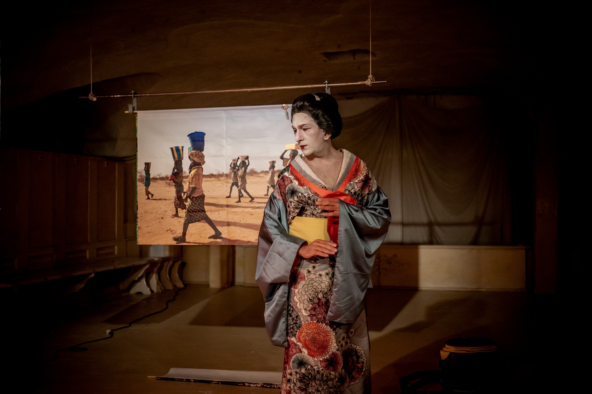 Γκεισα με παιδακια στην Αφρική νουμερο 2