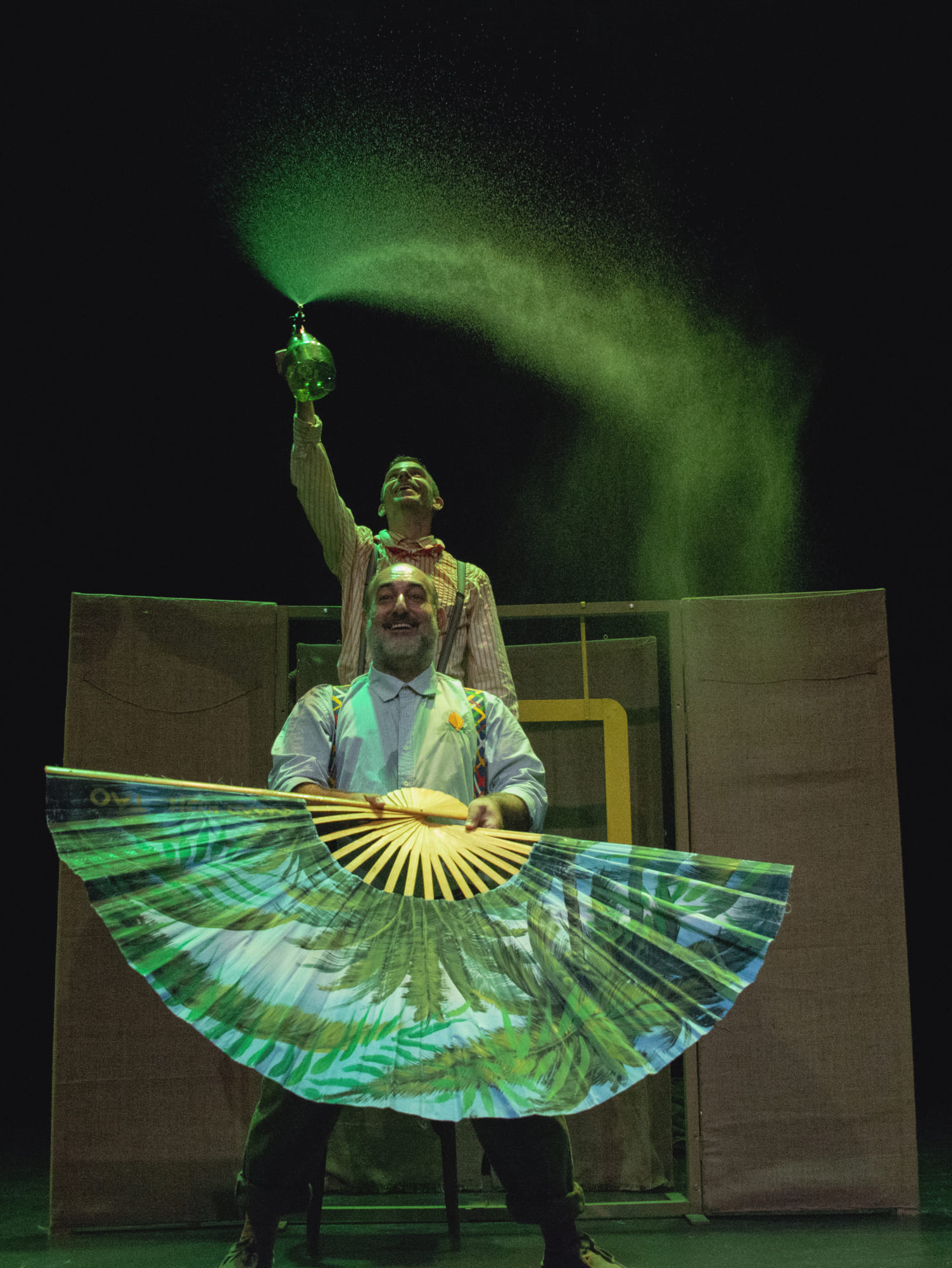 ΕΝΑΣ ΣΠΟΥΔΑΙΟΣ ΑΝΘΡΩΠΟΣ 10