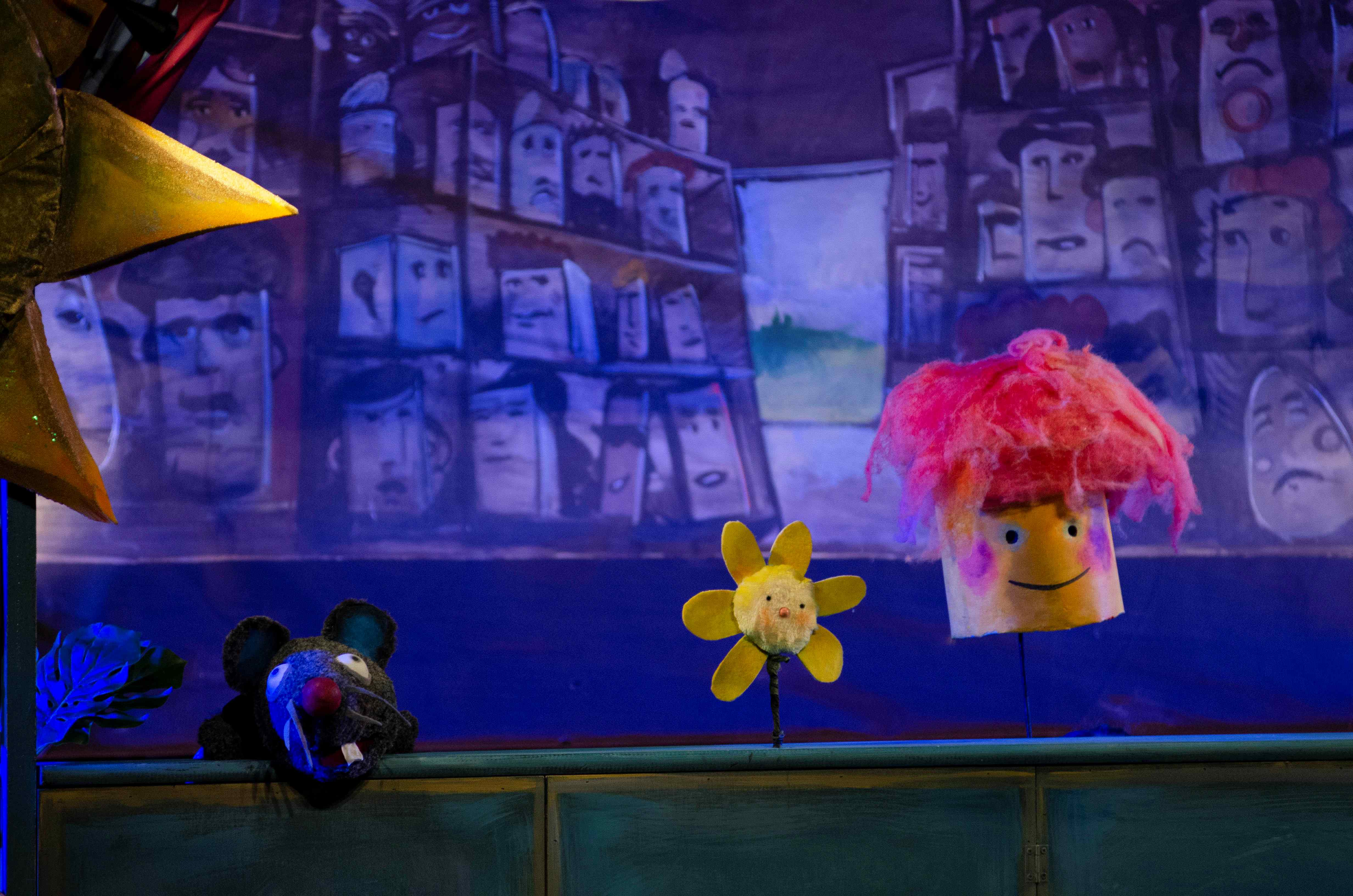 Ντενεκεδουπολη της Ευγενιας Φακινου Θεατρικη ομαδα Μικρος Νοτος