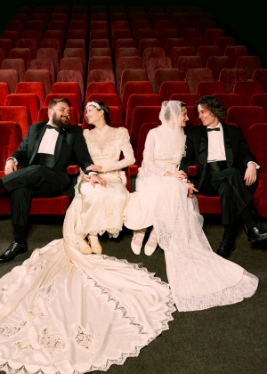 &laquo;&Pi;&alpha;&lambda;&iota;&nu;&omega;&delta;ί&alpha; ή &Omicron;&rho;&phi;έ&alpha;&sigmaf; &kappa;&alpha;&iota; &Epsilon;&upsilon;&rho;&upsilon;&delta;ί&kappa;&eta;&raquo; &Sigma;&kappa;&eta;&nu;&omicron;&theta;&epsilon;&sigma;ί&alpha; &Beta;&alpha;&rho;&beta;ά&rho;&alpha; &Nu;&tau;&alpha;&lambda;&iota;ά&nu;&eta;