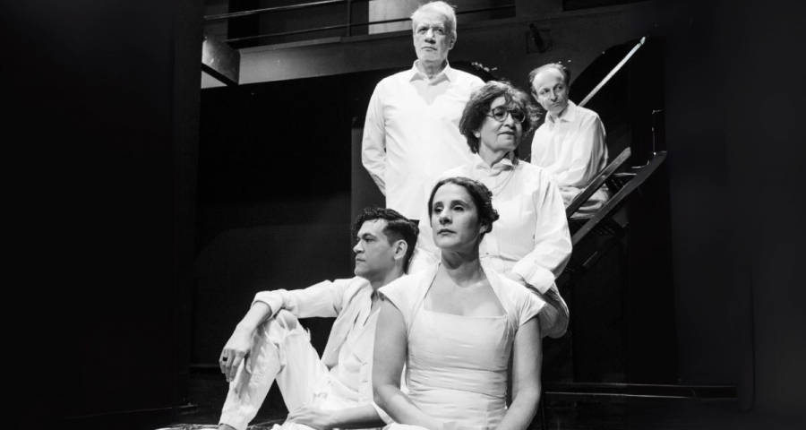 &Epsilon;ί&delta;&alpha;&mu;&epsilon; &tau;&omicron;&upsilon;&sigmaf; &Beta;&rho;&upsilon;&kappa;ό&lambda;&alpha;&kappa;&epsilon;&sigmaf; &tau;&omicron;&upsilon; Ί&psi;&epsilon;&nu; &sigma;&tau;&omicron; &theta;έ&alpha;&tau;&rho;&omicron; &Epsilon;&lambda;έ&rho; (&Epsilon;&lambda;έ&nu;&eta;&sigmaf; &Epsilon;&rho;ή&mu;&omicron;&upsilon;)