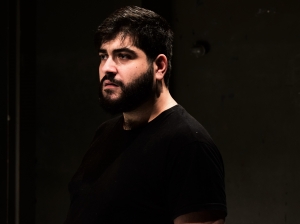 &Sigma;&upsilon;&nu;έ&nu;&tau;&epsilon;&upsilon;&xi;&eta; &tau;&omicron;&upsilon; &Sigma;&tau;&alpha;ύ&rho;&omicron;&upsilon; &Mu;ό&sigma;&chi;&eta; &sigma;&tau;&omicron; &theta;&epsilon;&alpha;&tau;&rho;&omicron;.gr, &mu;&epsilon; &alpha;&phi;&omicron;&rho;&mu;ή &tau;&eta;&nu; &pi;&alpha;&rho;ά&sigma;&tau;&alpha;&sigma;&eta; &laquo;&Theta;&alpha; &gamma;ί&nu;&omega; &eta; &Mu;ή&delta;&epsilon;&iota;&alpha; - &kappa;&alpha;&nu;&epsilon;ί&sigmaf; &delta;&epsilon;&nu; &mu;&alpha;&rho;&tau;&upsilon;&rho;&epsilon;ί &gamma;&iota;&alpha; &tau;&omicron;&nu; &mu;ά&rho;&tau;&upsilon;&rho;&alpha;&raquo; &sigma;&tau;&omicron; &theta;έ&alpha;&tau;&rho;&omicron; Ά&beta;&alpha;&tau;&omicron;&nu;.