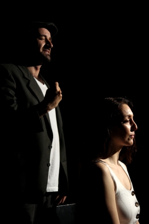 &laquo;&Omicron;&Iota;&Delta;&Iota;&Nu;&Omicron;&Upsilon;&Sigma;&raquo; &tau;&omicron;&upsilon; &Theta;&alpha;&nu;ά&sigma;&eta; &Tau;&rho;&iota;&alpha;&rho;ί&delta;&eta;  &sigma;&tau;&omicron; &Theta;&Epsilon;&Alpha;&Tau;&Rho;&Omicron; 104