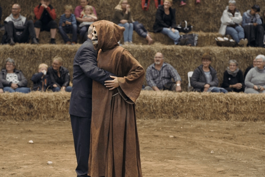 &Omicron; &kappa;&omicron;&rho;&upsilon;&phi;&alpha;ί&omicron;&sigmaf; Eugenio Barba &sigma;&tau;&eta;&nu; &Alpha;&theta;ή&nu;&alpha; &gamma;&iota;&alpha; έ&nu;&alpha; 4&mu;έ&rho;&omicron; &sigma;&epsilon;&mu;&iota;&nu;ά&rho;&iota;&omicron;