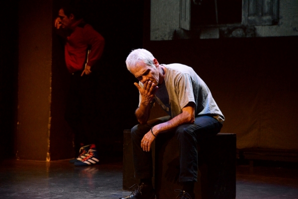&Epsilon;&Iota;&Delta;&Alpha;&Mu;&Epsilon; &Tau;&Iota;&Sigma; "&Sigma;&Kappa;&Lambda;&Eta;&Rho;&Epsilon;&Sigma; &Phi;&Omega;&Tau;&Omicron;&Gamma;&Rho;&Alpha;&Phi;&Iota;&Epsilon;&Sigma;" &Sigma;&Tau;&Omicron; STUDIO &Mu;&Alpha;&Upsilon;&Rho;&Omicron;&Mu;&Iota;&Chi;&Alpha;&Lambda;&Eta;