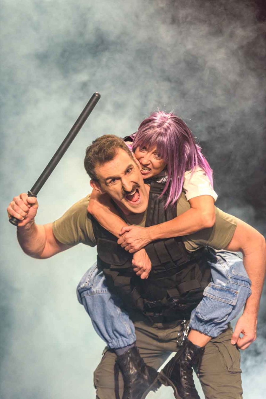 &Mu;&iota;&chi;&alpha;ή&lambda; Ά&nu;&theta;&eta; &laquo;&Kappa;ί&nu;&eta;&sigma;&eta; &Mu;&Alpha;&Tau;&raquo; &Sigma;&tau;&omicron; &Theta;έ&alpha;&tau;&rho;&omicron; &Alpha;&theta;&eta;&nu;ώ&nu;