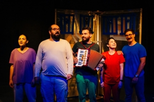 2&omicron;&sigmaf; &chi;&rho;ό&nu;&omicron;&sigmaf; &epsilon;&pi;&iota;&tau;&upsilon;&chi;ί&alpha;&sigmaf;: &Theta;έ&alpha;&tau;&rho;&omicron; &gamma;&iota;&alpha; &pi;&alpha;&iota;&delta;&iota;ά &laquo;&Tau;&omicron; &Gamma;&alpha;ϊ&tau;&alpha;&nu;ά&kappa;&iota;&raquo; &tau;&eta;&sigmaf; &Zeta;&omega;&rho;&zeta; &Sigma;&alpha;&rho;ή &sigma;&epsilon; &theta;&epsilon;&alpha;&tau;&rho;&iota;&kappa;ή &delta;&iota;&alpha;&sigma;&kappa;&epsilon;&upsilon;ή &tau;&omicron;&upsilon; &Gamma;&iota;ά&nu;&nu;&eta; &Kappa;&alpha;&lambda;&alpha;&tau;&zeta;ό&pi;&omicron;&upsilon;&lambda;&omicron;&upsilon;| &Alpha;&pi;ό 2/11 &Theta;έ&alpha;&tau;&rho;&omicron; Ά&beta;&alpha;&tau;&omicron;&nu;