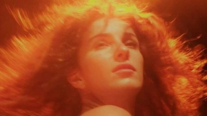 &Epsilon;ί&delta;&alpha;&mu;&epsilon; &tau;&eta;&nu; &rdquo;&Nu;&alpha;&nu;ά&rdquo; &tau;&omicron;&upsilon; &Epsilon;&mu;ί&lambda; &Zeta;&omicron;&lambda;ά &sigma;&tau;&omicron; &theta;έ&alpha;&tau;&rho;&omicron; &Alpha;&gamma;&gamma;έ&lambda;&omega;&nu; &Beta;ή&mu;&alpha;