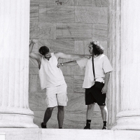 &Epsilon;&xi;ά&rho;&epsilon;&sigmaf;-&theta;έ&alpha;&tau;&rho;&omicron; &Rho;&omicron;έ&sigmaf;