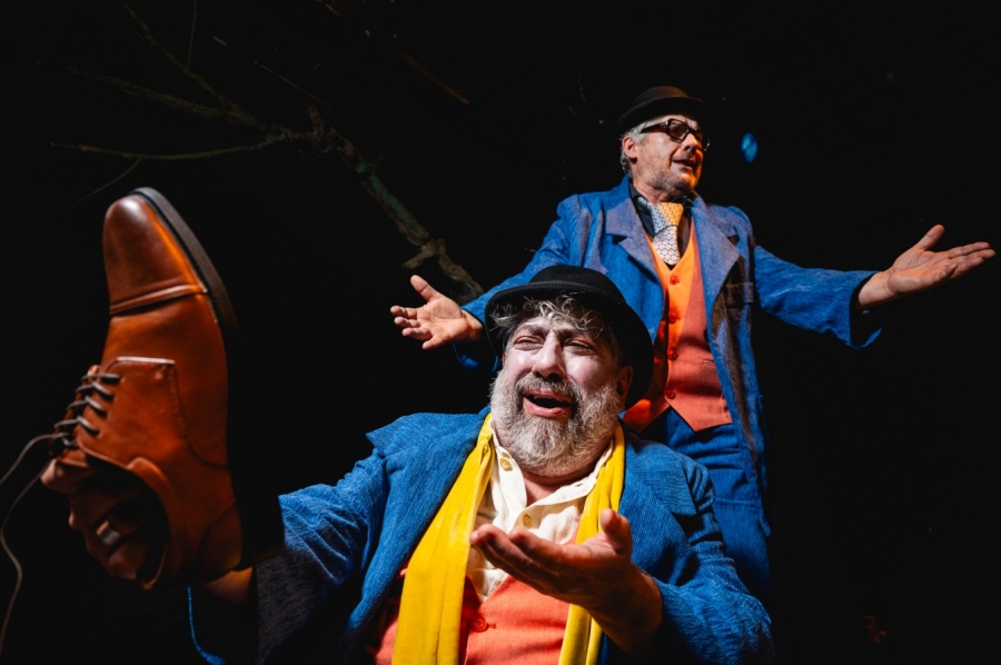 &Delta;&Epsilon;&Lambda;&Tau;&Iota;&Omicron; &Tau;&Upsilon;&Pi;&Omicron;&Upsilon;  &Sigma;&epsilon; &pi;&alpha;&gamma;&kappa;ό&sigma;&mu;&iota;&alpha; &pi;&rho;ώ&tau;&eta; &tau;&omicron; έ&rho;&gamma;&omicron; Killing Godot &tau;&omicron;&upsilon; &Nu;ί&kappa;&omicron;&lambda;&alpha;&sigmaf; &Kappa;&alpha;&zeta;ά&nu;, &epsilon;&nu;ό&sigmaf; &sigma;&upsilon;&gamma;&gamma;&rho;&alpha;&phi;έ&alpha; &mu;&epsilon; &theta;&epsilon;&alpha;&tau;&rho;&iota;&kappa;ό &kappa;&alpha;&iota; &kappa;&iota;&nu;&eta;&mu;&alpha;&tau;&omicron;&gamma;&rho;&alpha;&phi;&iota;&kappa;ό DNA