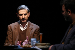 &Sigma;&upsilon;&nu;έ&nu;&tau;&epsilon;&upsilon;&xi;&eta; &tau;o&upsilon; &Chi;ά&rho;&eta; &Phi;&lambda;έ&omicron;&upsilon;&rho;&alpha;, &sigma;&tau;&omicron; &theta;&epsilon;&alpha;&tau;&rho;&omicron;.gr.