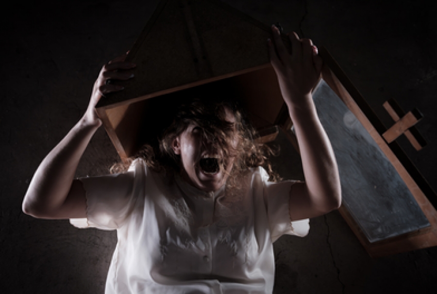 "&Omicron;&Iota; &Alpha;&Nu;&Epsilon;&Gamma;&Gamma;&Iota;&Chi;&Tau;&Epsilon;&Sigma;" - &Theta;&Epsilon;&Alpha;&Tau;&Rho;&Omicron; "&Chi;&Omega;&Rho;&Omicron;&Sigma;" &Alpha;&Pi;&Omicron; 14 &Nu;&Omicron;&Epsilon;&Mu;&Beta;&Rho;&Iota;&Omicron;&Upsilon;