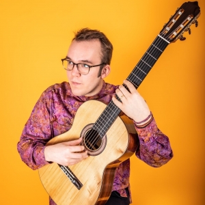 &Tau;&omicron; &Phi;&epsilon;&sigma;&tau;&iota;&beta;ά&lambda; &Kappa;&iota;&theta;ά&rho;&alpha;&sigmaf; &Kappa;&alpha;&lambda;&alpha;&mu;ά&tau;&alpha;&sigmaf; &pi;&alpha;&rho;&omicron;&upsilon;&sigma;&iota;ά&zeta;&epsilon;&iota; &tau;&omicron;&nu; &Omicron;&lambda;&lambda;&alpha;&nu;&delta;ό &kappa;&iota;&theta;&alpha;&rho;&iota;&sigma;&tau;ή Martin van Hees &sigma;&epsilon; έ&nu;&alpha; Masterclass &kappa;&alpha;&iota; &Rho;&epsilon;&sigma;&iota;&tau;ά&lambda; &kappa;&lambda;&alpha;&sigma;&iota;&kappa;ή&sigmaf; &kappa;&iota;&theta;ά&rho;&alpha;&sigmaf;