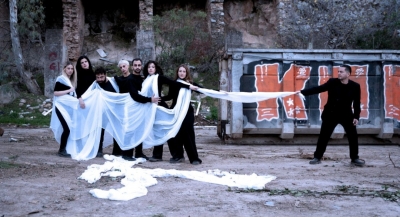 &Epsilon;&rho;&omega;&phi;ί&lambda;&eta;-&theta;έ&alpha;&tau;&rho;&omicron; &Delta;&rho;ό&mu;&omicron;&sigmaf;
