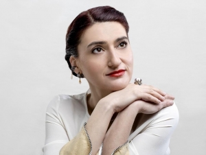 &Sigma;&upsilon;&nu;έ&nu;&tau;&epsilon;&upsilon;&xi;&eta; &mu;&epsilon; &tau;&eta;&nu; &epsilon;&iota;&kappa;&alpha;&sigma;&tau;&iota;&kappa;ό &Pi;&alpha;&upsilon;&lambda;ί&nu;&alpha; &Alpha;&lambda;&epsilon;&xi;ί&alpha; &Beta;&epsilon;&rho;&omicron;ύ&kappa;&eta; &mu;&epsilon; &alpha;&phi;&omicron;&rho;&mu;ή &tau;&eta;&nu; έ&kappa;&theta;&epsilon;&sigma;&eta; &chi;&alpha;&rho;&alpha;&kappa;&tau;&iota;&kappa;ή&sigmaf;&nbsp;Comfort&nbsp;Zone