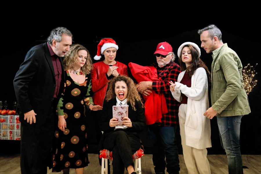 &laquo;&Alpha;&Pi;&Iota;&Theta;&Alpha;&Nu;&Alpha; &Chi;&Rho;&Iota;&Sigma;&Tau;&Omicron;&Upsilon;&Gamma;&Epsilon;&Nu;&Nu;&Alpha; &Kappa;&Alpha;&Iota; &Delta;&Epsilon;&Kappa;&Alpha; &Kappa;&Iota;&Lambda;&Omicron;&Beta;&Alpha;&Tau; &Gamma;&Alpha;&Lambda;&Lambda;&Iota;&Alpha;&Sigma;!&raquo; 