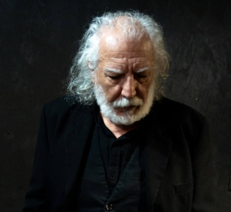 &Sigma;&upsilon;&nu;έ&nu;&tau;&epsilon;&upsilon;&xi;&eta; &mu;&epsilon; &tau;&omicron;&nu; &Nu;ί&kappa;&omicron; &Tau;&omicron;&upsilon;&lambda;&iota;ά&tau;&omicron; &gamma;&iota;&alpha; &tau;&eta;&nu; &pi;&alpha;&rho;&alpha;&sigma;&tau;&alpha;&sigma;&eta; &laquo;&omicron; &Tau;&rho;&alpha;&pi;&epsilon;&zeta;ί&tau;&eta;&sigmaf;&raquo; &sigma;&tau;&omicron; &theta;έ&alpha;&tau;&rho;&omicron; &Chi;ώ&rho;&omicron;&sigmaf; &Tau;έ&chi;&nu;&eta;&sigmaf; &laquo;&Eta;&chi;ό&delta;&rho;&alpha;&sigma;&eta;&raquo; &gamma;&iota;&alpha; &tau;&omicron;&nu; &rho;ό&lambda;&omicron; &tau;&omicron;&upsilon; &omega;&sigmaf; &Gamma;&iota;&omicron;&nu; &Gamma;&kappa;ά&mu;&pi;&rho;&iota;&epsilon;&lambda; &Mu;&pi;ό&rho;&kappa;&mu;&alpha;&nu;