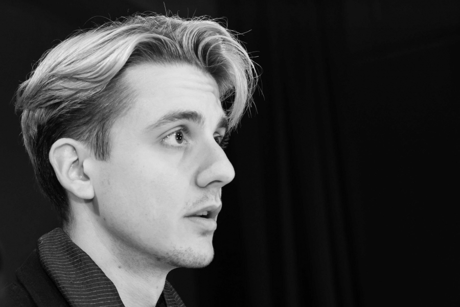 &Sigma;&upsilon;&nu;έ&nu;&tau;&epsilon;&upsilon;&xi;&eta; &tau;&omicron;&upsilon; &eta;&theta;&omicron;&pi;&omicron;&iota;&omicron;ύ &Mu;&pi;ά&mu;&pi;&eta; &Alpha;&theta;&alpha;&nu;&alpha;&sigma;ό&pi;&omicron;&upsilon;&lambda;&omicron;&upsilon; &sigma;&tau;&omicron; &theta;&epsilon;&alpha;&tau;&rho;&omicron;.gr.