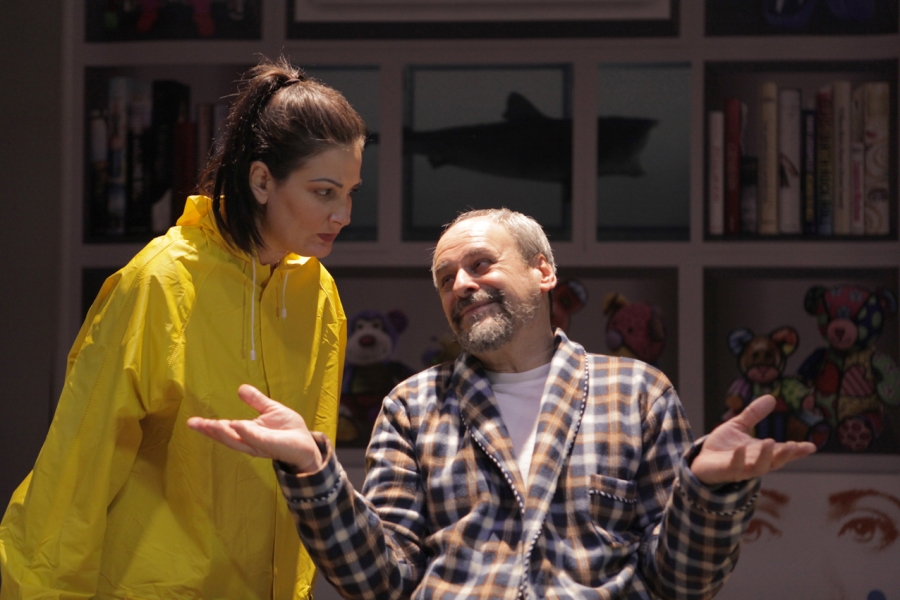 &Eta; &Pi;&Rho;&Omicron;&Pi;&Omega;&Lambda;&Eta;&Sigma;&Eta; &Xi;&Epsilon;&Kappa;&Iota;&Nu;&Eta;&Sigma;&Epsilon; - &Delta;&Eta;&Pi;&Epsilon;&Theta;&Epsilon; &Kappa;&Epsilon;&Rho;&Kappa;&Upsilon;&Rho;&Alpha;&Sigma; &Mu;&Epsilon; &Delta;&Upsilon;&Omicron; &Pi;&Alpha;&Rho;&Alpha;&Sigma;&Tau;&Alpha;&Sigma;&Epsilon;&Iota;&Sigma; &Sigma;&Tau;&Omicron; &Theta;&Epsilon;&Alpha;&Tau;&Rho;&Omicron; 104