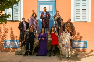 &Tau;&alpha; &pi;&alpha;&iota;&delta;&iota;ά &tau;&omicron;&upsilon; ή&lambda;&iota;&omicron;&upsilon; &sigma;&tau;&omicron; &theta;έ&alpha;&tau;&rho;&omicron; &Alpha;&lambda;&kappa;&mu;ή&nu;&eta;.