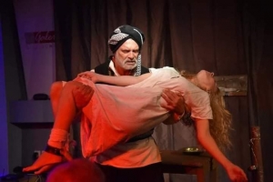 ''&Alpha;&iota; &gamma;&epsilon;&nu;&epsilon;&alpha;ί &pi;ά&sigma;&alpha;&iota;... &Nu;&iota;&kappa;&eta;&tau;&alpha;&rho;ά&sigmaf;" &sigma;&tau;&omicron;&nu;  &pi;&omicron;&lambda;&upsilon;&chi;ώ&rho;&omicron; &tau;έ&chi;&nu;&eta;&sigmaf; Galerie &tau;&omega;&nu; &delta;&eta;&mu;&iota;&omicron;&upsilon;&rho;&gamma;ώ&nu;.