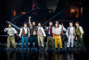 &laquo;&Omicron;&Iota; &Alpha;&Theta;&Lambda;&Iota;&Omicron;&Iota;&raquo; - &Pi;&Rho;&Epsilon;&Mu;&Iota;&Epsilon;&Rho;&Alpha; &Sigma;&Tau;&Iota;&Sigma; 20 &Omicron;&Kappa;&Tau;&Omega;&Beta;&Rho;&Iota;&Omicron;&Upsilon; &Sigma;&Tau;&Omicron;&Nu; &laquo;&Epsilon;&Lambda;&Lambda;&Eta;&Nu;&Iota;&Kappa;&Omicron; &Kappa;&Omicron;&Sigma;&Mu;&Omicron;&raquo;