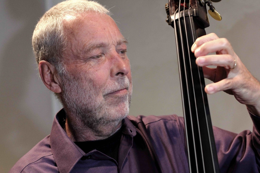 DAVE HOLLAND &kappa;&alpha;&iota; KISMET QUARTET &Sigma;&Tau;&Iota;&Sigma; 17 &Iota;&Omicron;&Upsilon;&Lambda;&Iota;&Omicron;&Upsilon; &Sigma;&Tau;&Omicron; &Eta;&Rho;&Omega;&Delta;&Epsilon;&Iota;&Omicron;