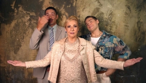 &Sigma;&upsilon;&nu;έ&nu;&tau;&epsilon;&upsilon;&xi;&eta; &tau;&eta;&sigmaf; &Mu;&alpha;&rho;ί&alpha;&sigmaf; &Sigma;&omega;&tau;&eta;&rho;&iota;ά&delta;&omicron;&upsilon; &sigma;&tau;&omicron; &theta;&epsilon;&alpha;&tau;&rho;&omicron;.gr.