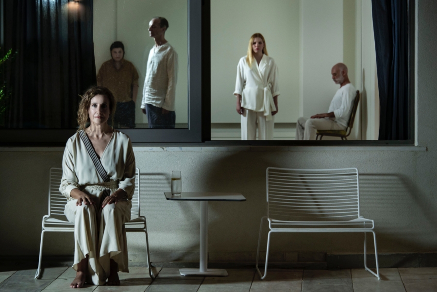 &laquo;&Eta; &sigma;&eta;&mu;&alpha;ί&alpha; &tau;&omega;&nu; &Alpha;&theta;&eta;&nu;ώ&nu;&raquo;