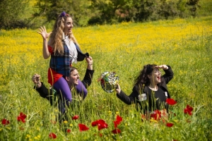 &Sigma;&upsilon;&nu;έ&nu;&tau;&epsilon;&upsilon;&xi;&eta; &tau;&eta;&sigmaf; &Epsilon;&iota;&rho;ή&nu;&eta;&sigmaf; &Delta;έ&nu;&delta;&eta;, Ά&nu;&tau;&alpha;&sigmaf; &Kappa;&omicron;&upsilon;&gamma;&iota;ά &kappa;&alpha;&iota;  &tau;&omicron;&upsilon; &Alpha;&nu;&tau;ώ&nu;&eta; &Sigma;&alpha;&nu;&iota;ά&nu;&omicron;&upsilon;  &sigma;&tau;&omicron; &theta;&epsilon;&alpha;&tau;&rho;&omicron;.gr.