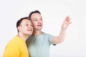 &Mu;&pi;&epsilon;&sigmaf; &sigma;&tau;&alpha; &pi;&alpha;&pi;&omicron;ύ&tau;&sigma;&iota;&alpha; &mu;&omicron;&upsilon; &theta;έ&alpha;&tau;&rho;&omicron; &Epsilon;&nu; &Alpha;&theta;&eta;&nu;&alpha;&iota;&sigmaf;