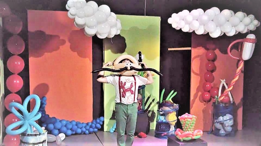 &Pi;&epsilon;&rho;&iota;&pi;έ&tau;&epsilon;&iota;&epsilon;&sigmaf; &sigma;&tau;&eta;&nu; &Mu;&pi;&alpha;&lambda;&omicron;&nu;&omicron;ύ&pi;&omicron;&lambda;&eta;