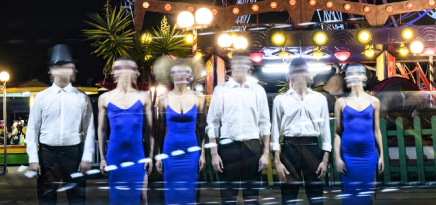 &Epsilon;ί&delta;&alpha;&mu;&epsilon; &tau;&eta;&nu; &pi;&alpha;&rho;ά&sigma;&tau;&alpha;&sigma;&eta; &Eta; &nu;ύ&chi;&tau;&alpha; &tau;&omega;&nu; &mu;&upsilon;&sigma;&tau;&iota;&kappa;ώ&nu; &sigma;&tau;&omicron; &Theta;έ&alpha;&tau;&rho;&omicron; &Mu;&pi;έ&lambda;&lambda;&omicron;&sigmaf;