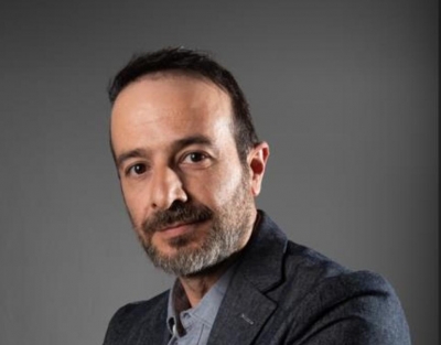 &Sigma;&upsilon;&nu;έ&nu;&tau;&epsilon;&upsilon;&xi;&eta; &tau;&omicron;&upsilon; &Kappa;ώ&sigma;&tau;&alpha; &Theta;&epsilon;&omicron;&delta;ό&sigma;&iota;&omicron;&upsilon; &mu;&epsilon; &alpha;&phi;&omicron;&rho;&mu;ή &tau;&eta;&nu; &pi;&alpha;&rho;ά&sigma;&tau;&alpha;&sigma;&eta; ''Miro&lambda;ά&tau;&rho;&epsilon;&sigmaf;'' &pi;&omicron;&upsilon; &alpha;&nu;&epsilon;&beta;&alpha;ί&nu;&epsilon;&iota; &sigma;&tau;&omicron;  &Theta;έ&alpha;&tau;&rho;&omicron; &Alpha;&lambda;&kappa;&mu;ή&nu;&eta;