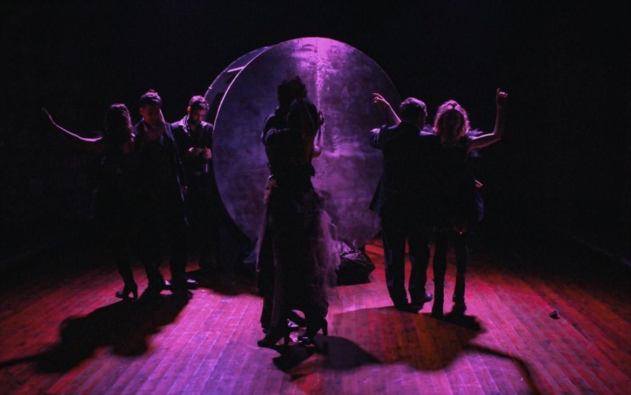 &Epsilon;ί&delta;&alpha;&mu;&epsilon; &tau;&eta;&nu; &pi;&alpha;&rho;ά&sigma;&tau;&alpha;&sigma;&eta; &Pi;&alpha;&nu;&tau;&beta;ά&lambda; * (&mu;&iota;&alpha; &lambda;&omicron;&xi;ή &mu;&alpha;&tau;&iota;ά &sigma;&tau;&omicron; &upsilon;&pi;ό&gamma;&epsilon;&iota;&omicron;) &sigma;&tau;&omicron; &theta;έ&alpha;&tau;&rho;&omicron; Art63