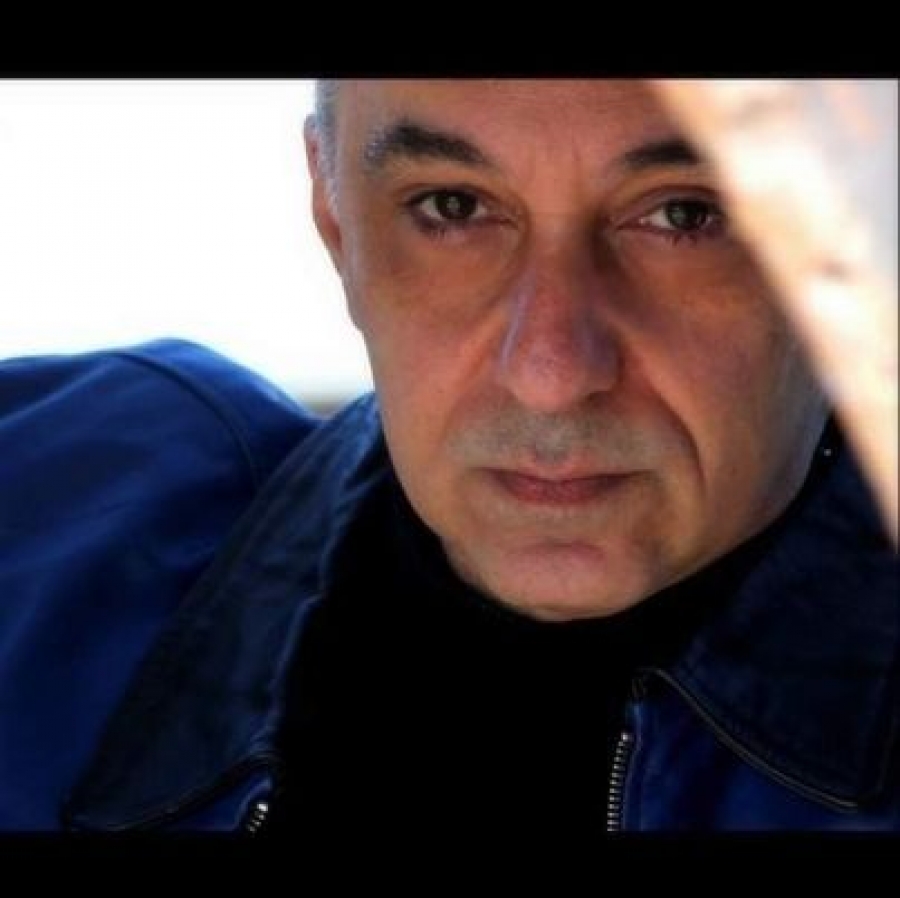 &Sigma;&upsilon;&nu;έ&nu;&tau;&epsilon;&upsilon;&xi;&eta; &tau;&omicron;&upsilon;  &Gamma;&iota;ώ&rho;&gamma;&omicron;&upsilon; &Lambda;&iota;&beta;&alpha;&nu;&omicron;ύ &sigma;&tau;&omicron; &theta;&epsilon;&alpha;&tau;&rho;&omicron; gr.