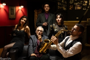 &laquo;OI TYXAIOI EP&Omega;TE&Sigma; TOY ZAN &Pi;&Omega;&Lambda; &Sigma;APTP&raquo;